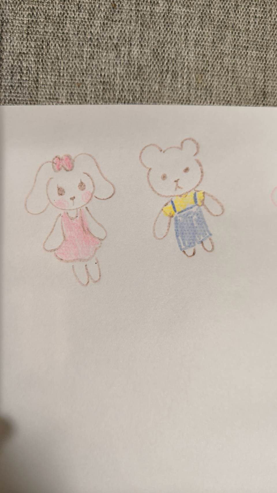 孩子用蠟筆畫的小狗與小熊原作